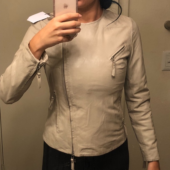 Leather jacket from Italy beige tan Kylie Jenner - Picture 2 of 8